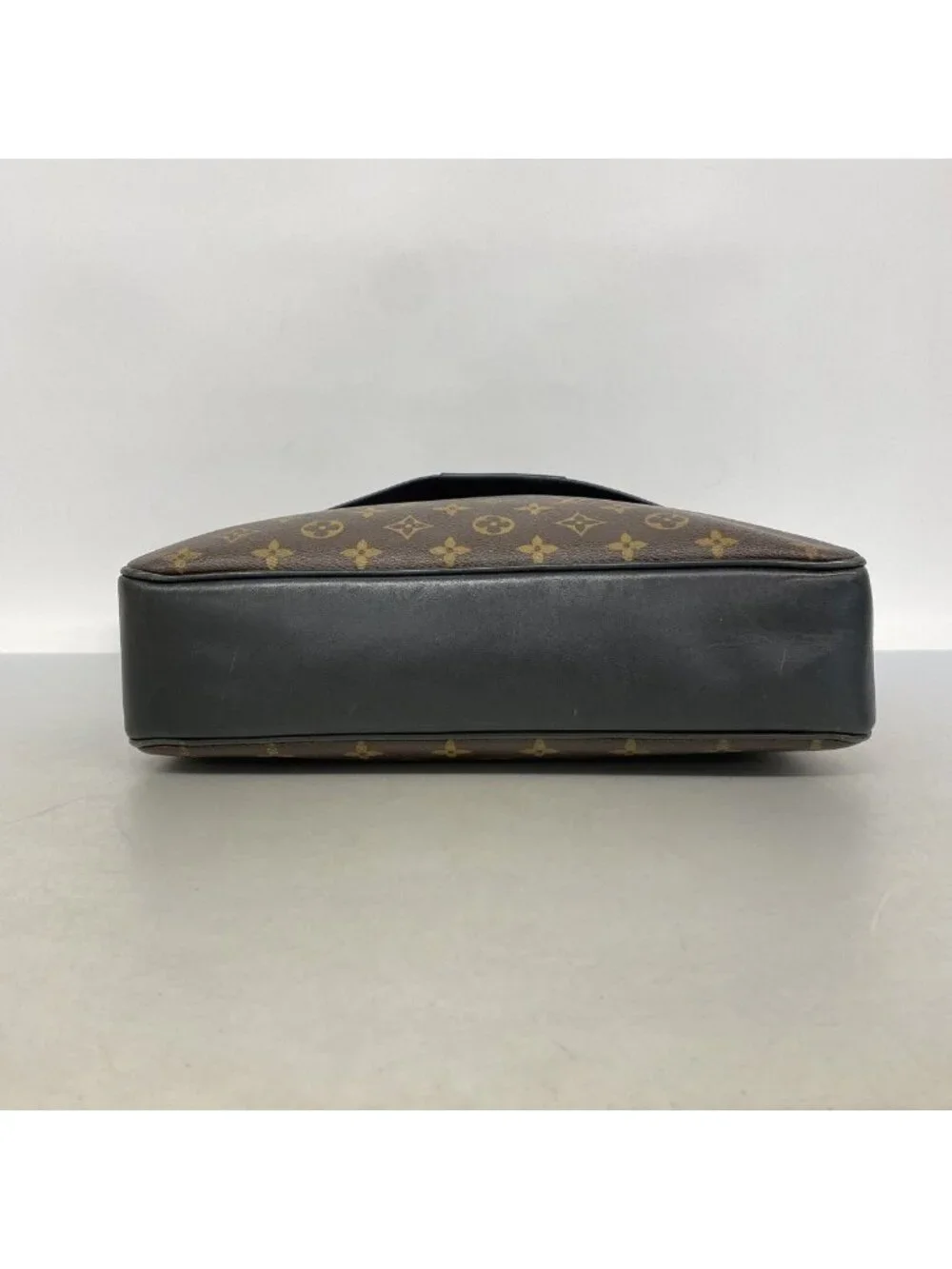 Louis Vuitton Shoulder Bag Monogram Macassar District MM Brown